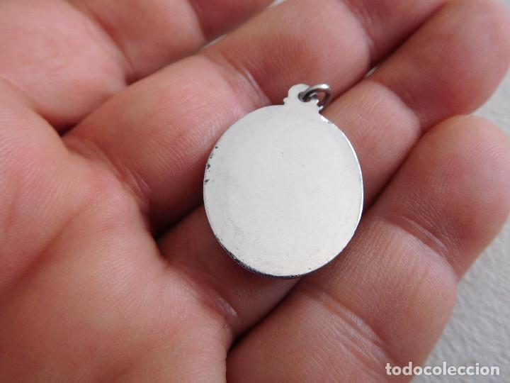 Antig&uuml;edades: Medalla antigua monja a identificar - Foto 2