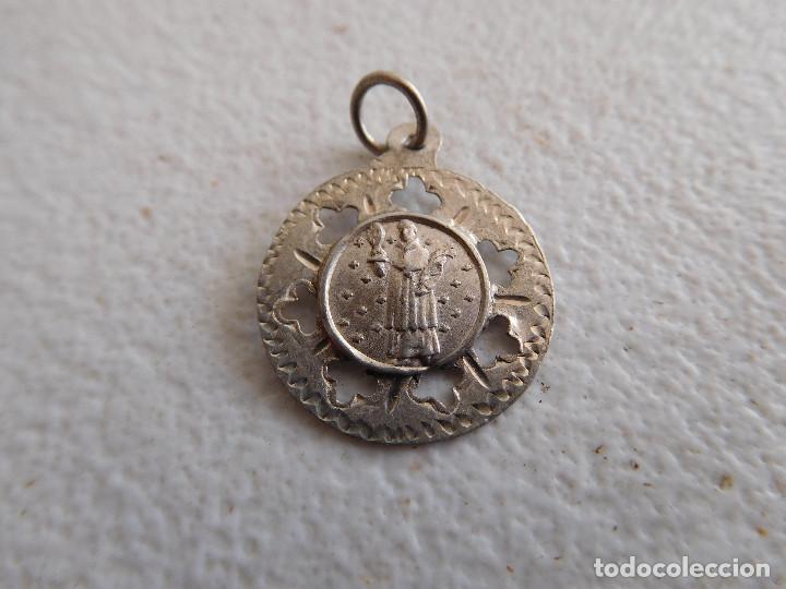 Antiguidades: Medalla antigua de plata San Ramón