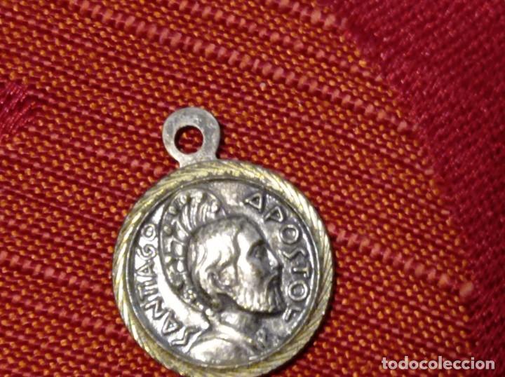 Antig&uuml;edades: Antigua medalla religiosa - Foto 1