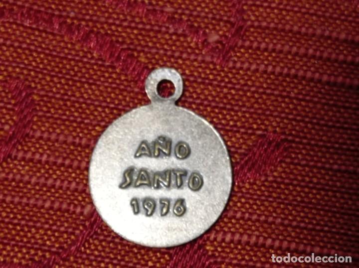 Antig&uuml;edades: Antigua medalla religiosa - Foto 2