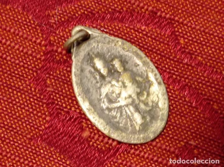 Antig&uuml;edades: Antigua medalla religiosa - Foto 2