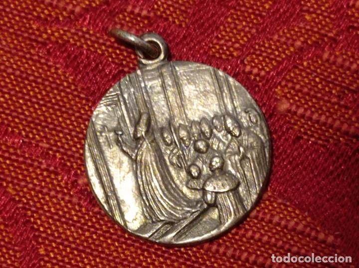 Antig&uuml;edades: Antigua medalla religiosa - Foto 1