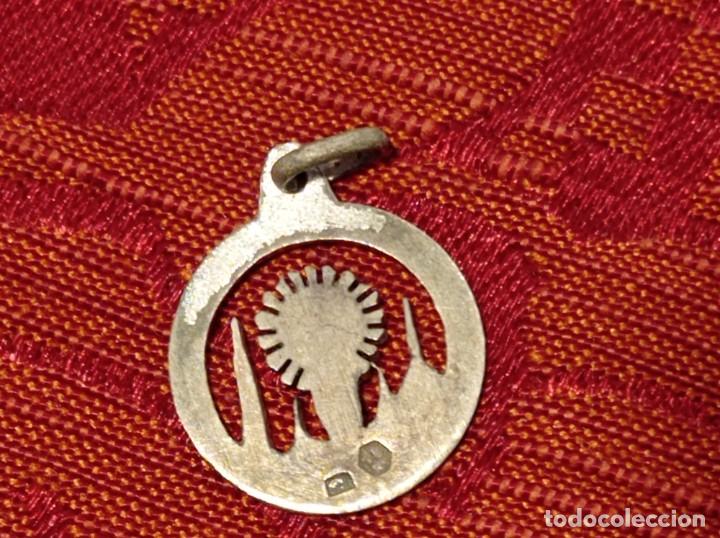 Antig&uuml;edades: Antigua medalla religiosa - Foto 2