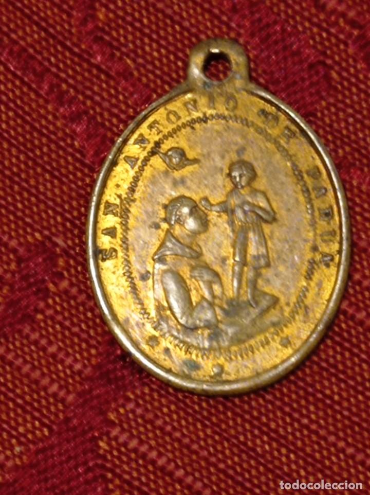 Antig&uuml;edades: Antigua medalla religiosa - Foto 1