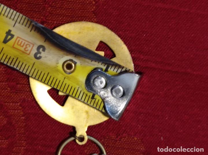 Antig&uuml;edades: Antigua medalla religiosa - Foto 2