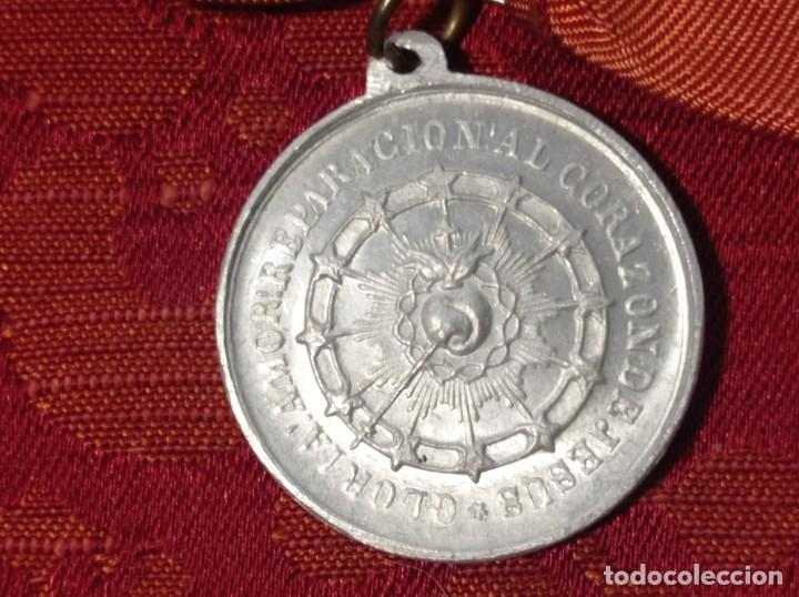 Antig&uuml;edades: Antigua medalla religiosa - Foto 2