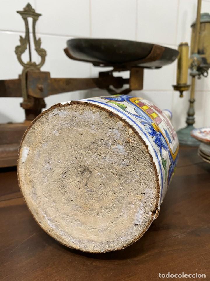Antig&uuml;edades: Jarra de cer&aacute;mica con escudo - Foto 4
