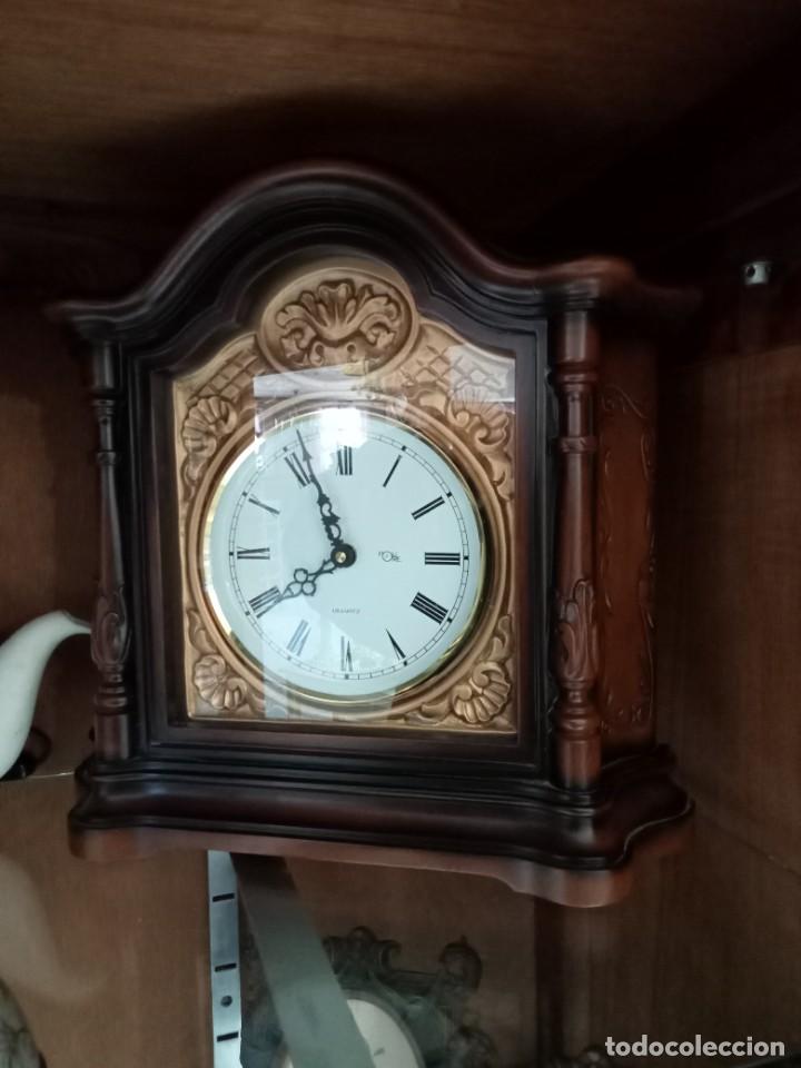 Antiquit&auml;ten: relog de sobremesa nuevo excedente de almacen