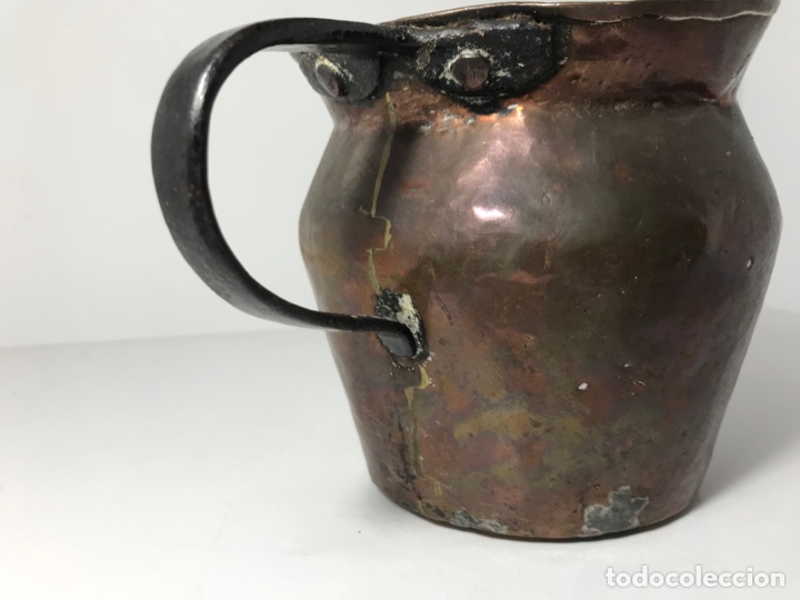 Antig&uuml;edades: Jarra/Cazo de cobre - Foto 2