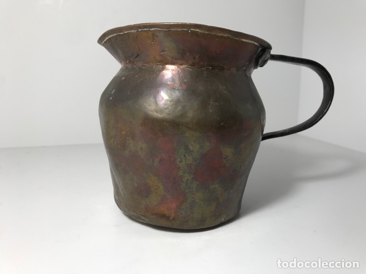 Antig&uuml;edades: Jarra/Cazo de cobre - Foto 3