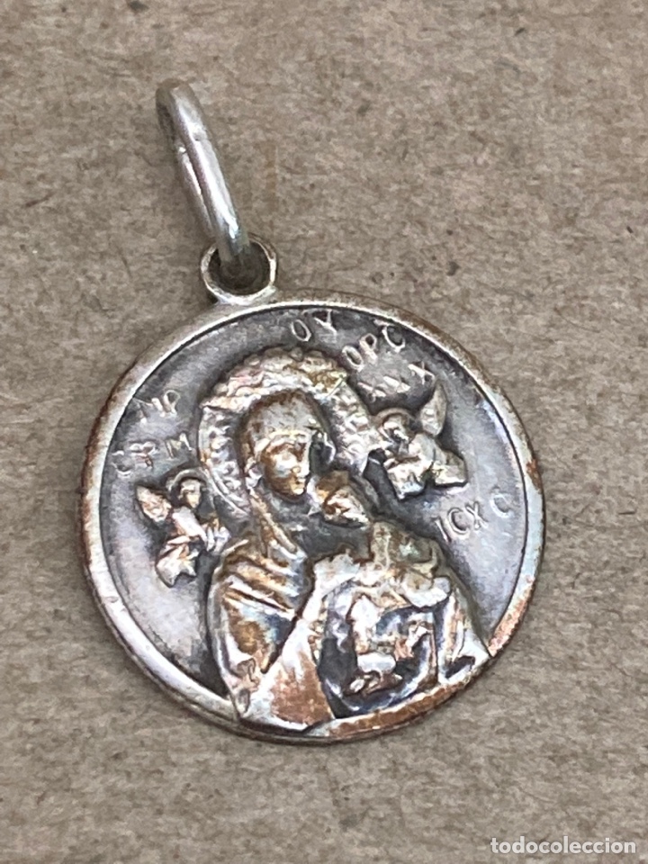 Antig&uuml;edades: Medalla de plata religiosa - Foto 1