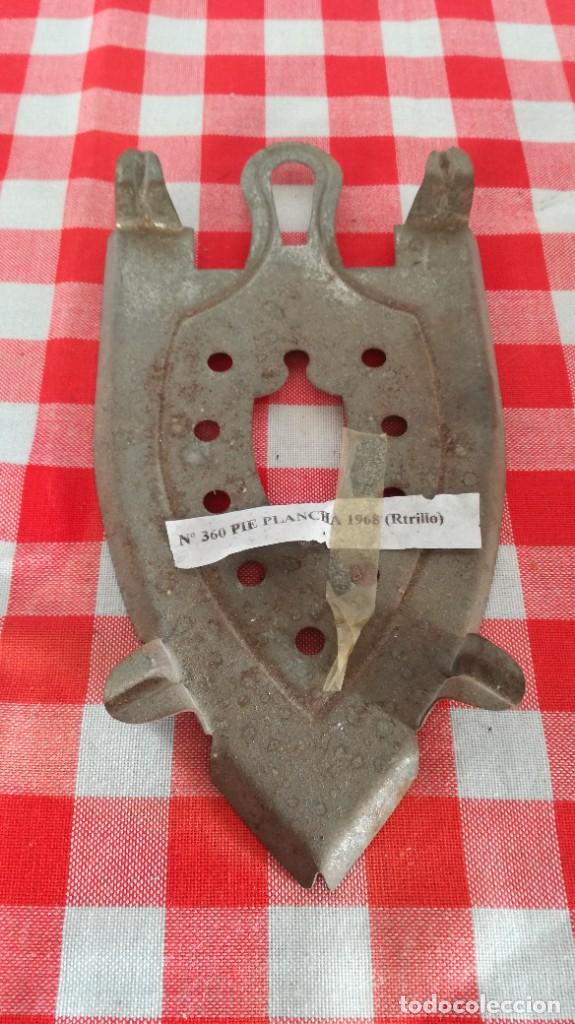 Antig&uuml;edades: SOPORTE PIE PLANCHA / CAL906 - Foto 1