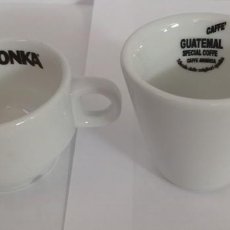 Antiquités: 2 TAZAS DE CAFE DIFERENTES ”GUATEMAL Y BONKA” PROVIENEN DE COLECCION PRIVADA 12. Lote 331372013