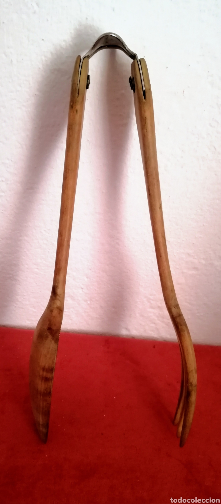 Antig&uuml;edades: PINZAS DE MADERA TENEDOR-CUCHARA. - ORIGINAL MODELO - ENVIO CERTIFICADO INCLUIDO.