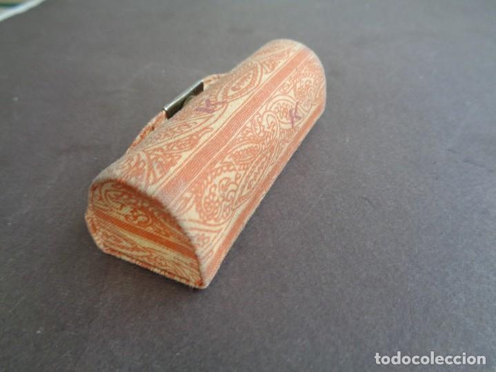 Antig&uuml;edades: ANTIGUA FUNDA PARA BARRA DE LABIOS. - Foto 4