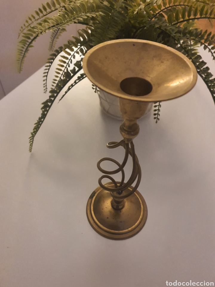 Antig&uuml;edades: Portavelas de bronce indio - Foto 2