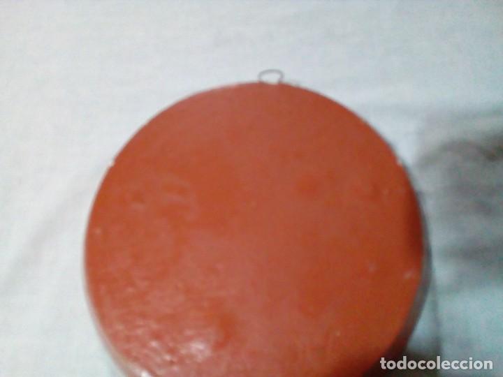 Antig&uuml;edades: bonito plato con relieve - Foto 6