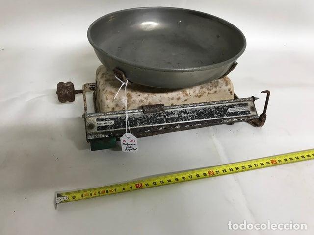 Antiquit&auml;ten: Bascula antigua JORGE AGUILAR