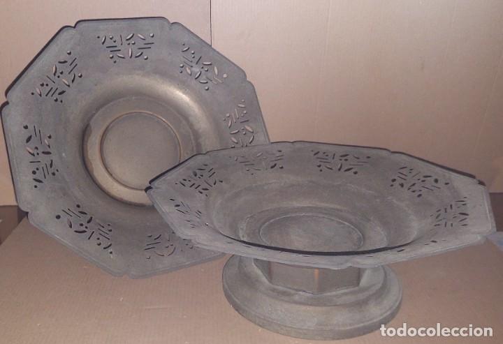 Antig&uuml;edades: 2 antiguos centros de mesa de metal - Foto 3