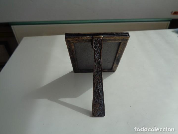 Antig&uuml;edades: PORTAFOTOS DE BRONCE - Foto 3