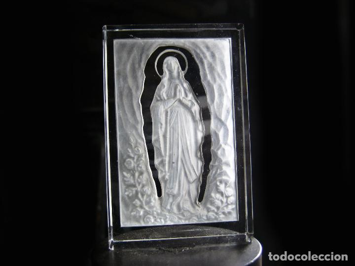 Antig&uuml;edades: TRANSPARENCIA DE CRISTAL DE LA VIRGEN MAR&Iacute;A. - Foto 1