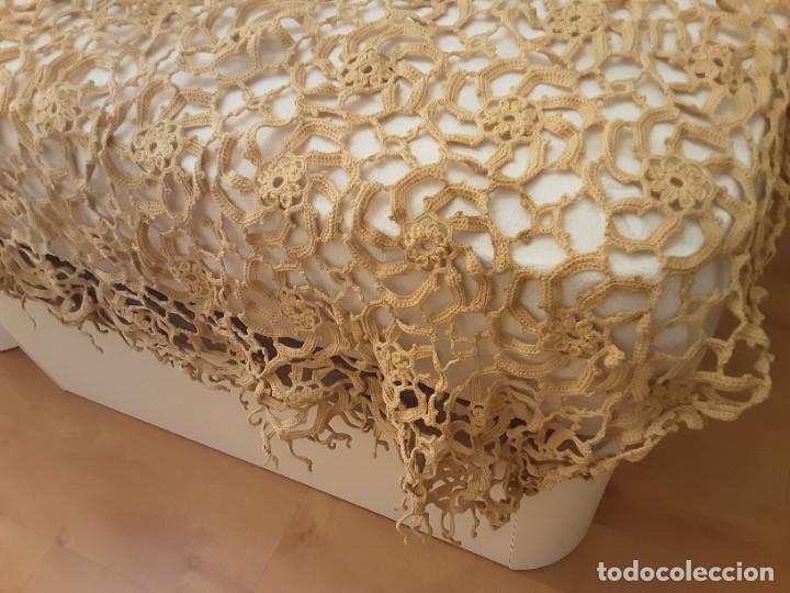 Antig&uuml;edades: Gran colcha croche siglo XIX - Foto 3