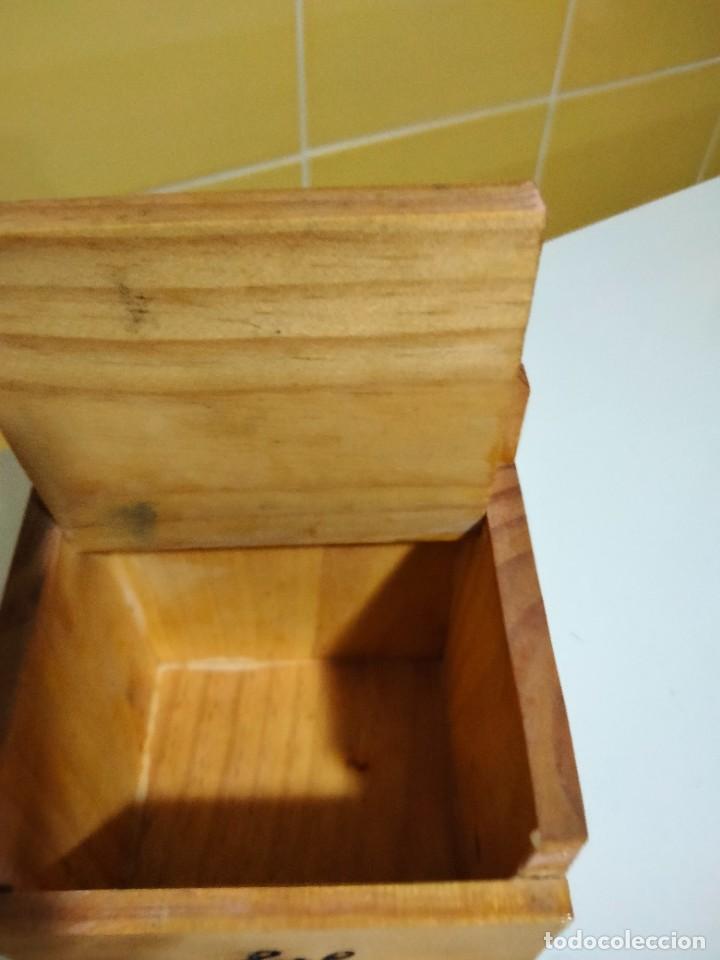 Antig&uuml;edades: SALERO RUSTICO DE MADERA - Foto 5