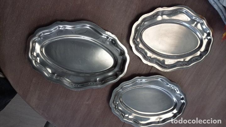 Antig&uuml;edades: Bandejas de acero inoxidable. - Foto 1