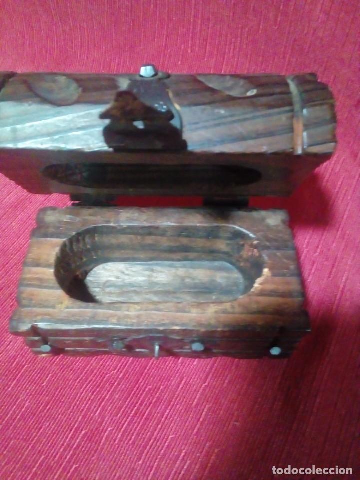 Antig&uuml;edades: cofre de madera - Foto 3