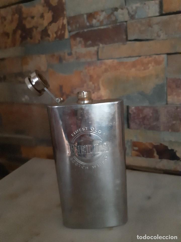 Antig&uuml;edades: Petaca Bells acero Inoxidable 150ml - Foto 1