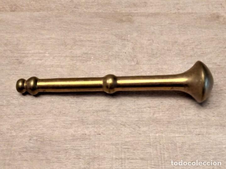 Antig&uuml;edades: Antiguo almirez o mortero de bronce y mano - Foto 8