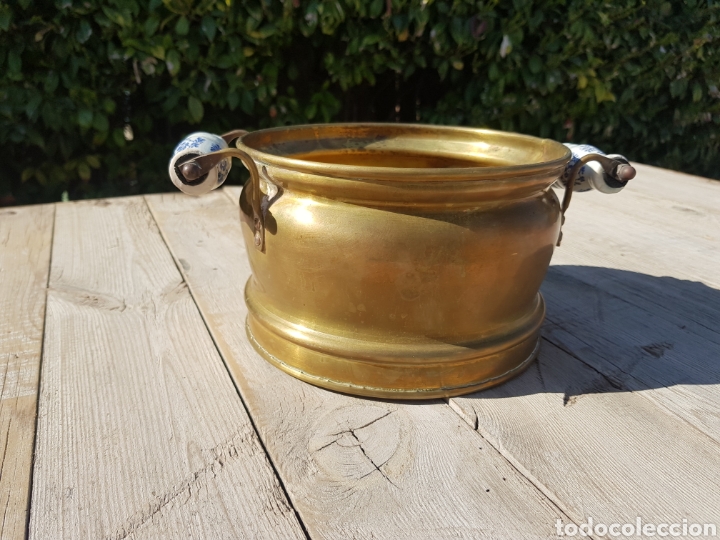 Antig&uuml;edades: Cesta de bronce con asas de porcelana - Foto 4