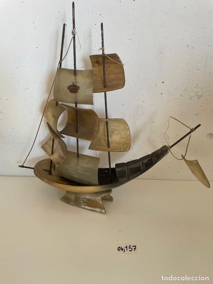 Antig&uuml;edades: Barco de asta de toro - Foto 1