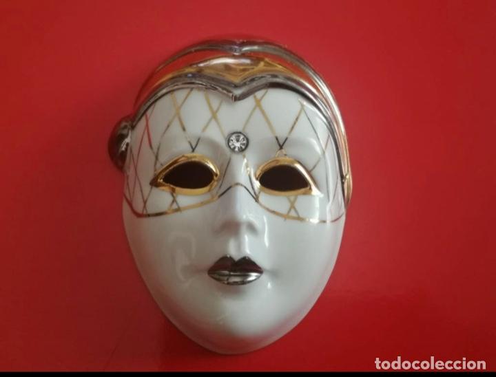 Antig&uuml;edades: M&aacute;scara Galos - Foto 1