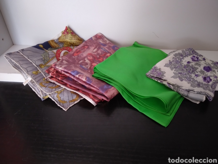 Antig&uuml;edades: Lote de pa&ntilde;uelos para el cuello - Foto 4