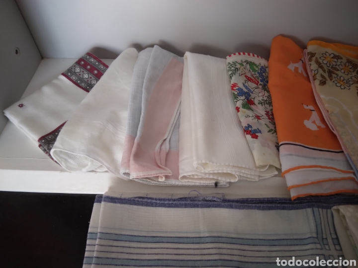Antig&uuml;edades: Lote pa&ntilde;uelos de tela - Foto 2