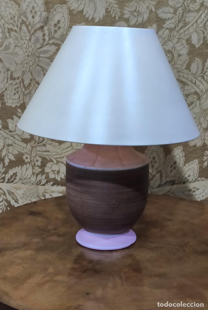 Antig&uuml;edades: L&aacute;mpara sobremesa Imitaci&oacute;n Madera - Foto 2