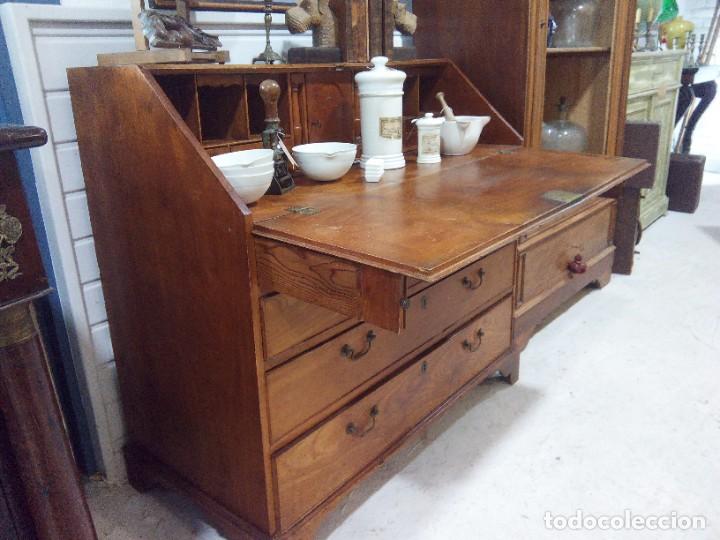 Antig&uuml;edades: ANTIGUO ESCRITORIO CAJONERO - Foto 2