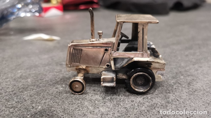 Antig&uuml;edades: Tractor en miniatura plata de ley - Foto 1