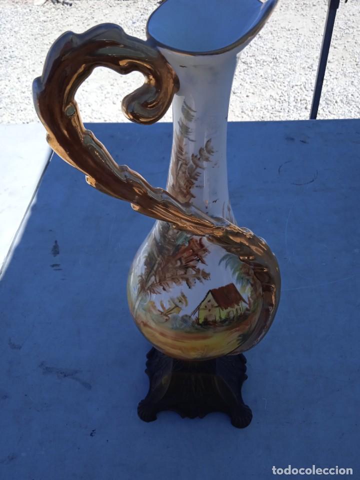 Antig&uuml;edades: Jarr&oacute;n grande de porcelana y bronce - Foto 1