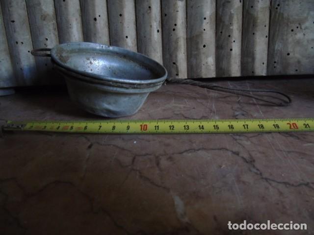 Antig&uuml;edades: COLADOR ANTIGUO DE ALUMINIO - Foto 2