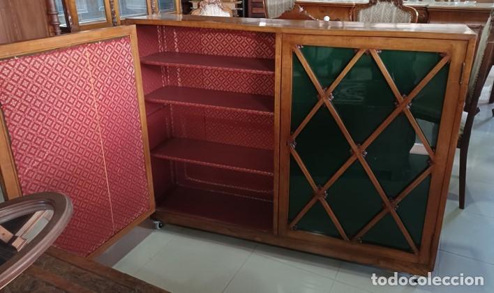 Antig&uuml;edades: VITRINA BAJA - Foto 2