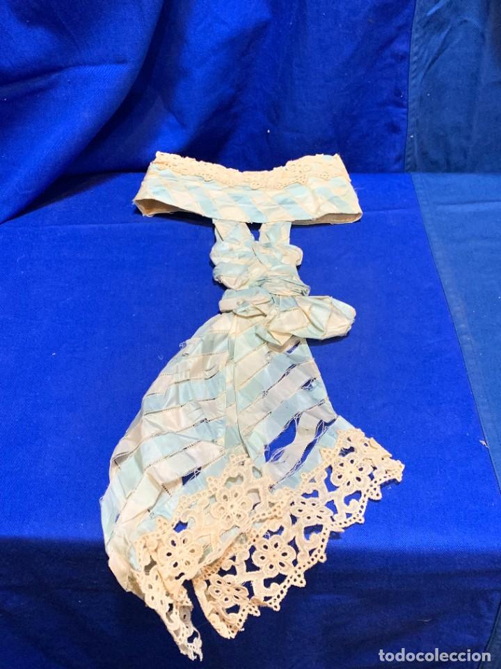 Antig&uuml;edades: CUELLO SEDA SXIX 35X46CMS - Foto 1