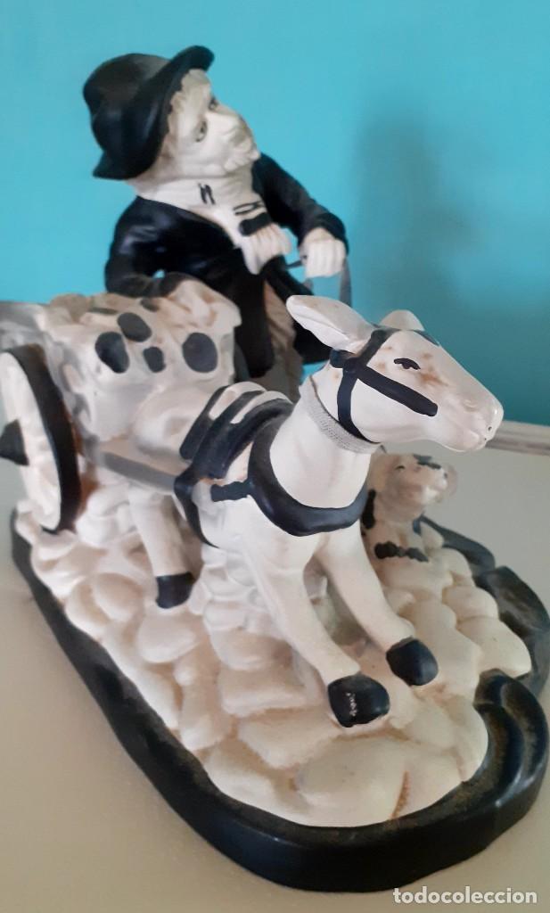 Antig&uuml;edades: Figura de escayola de Granjero - Foto 6