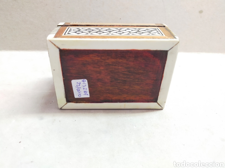 Antig&uuml;edades: CAJA COFRE EN MADERA CON INCRUSTACIONES. - Foto 9