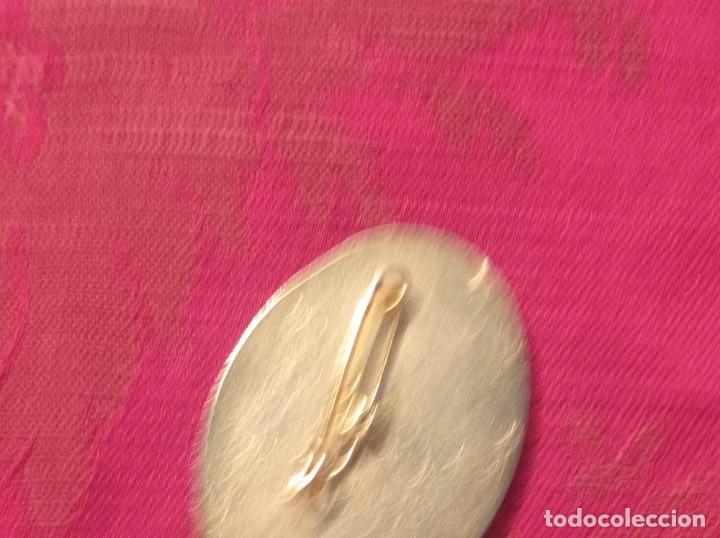 Antig&uuml;edades: Cofrad&iacute;a Sant&iacute;sima sangre de Cristo broche - Foto 2