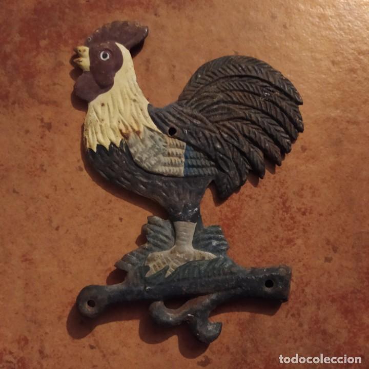 Antig&uuml;edades: Gallo de hierro fundido - Foto 1