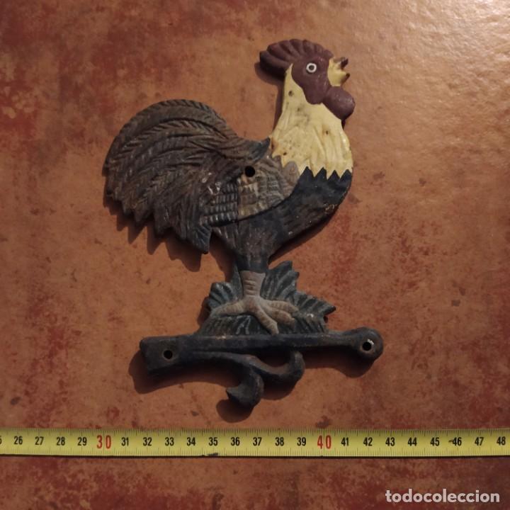 Antig&uuml;edades: Gallo de hierro fundido - Foto 3