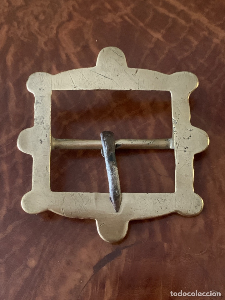 Antig&uuml;edades: Hebilla de bronce de gran tama&ntilde;o - Foto 1