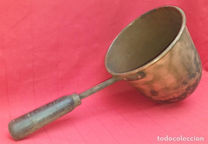 Antig&uuml;edades: CAZO DE COBRE SIGLO XIX - Foto 2
